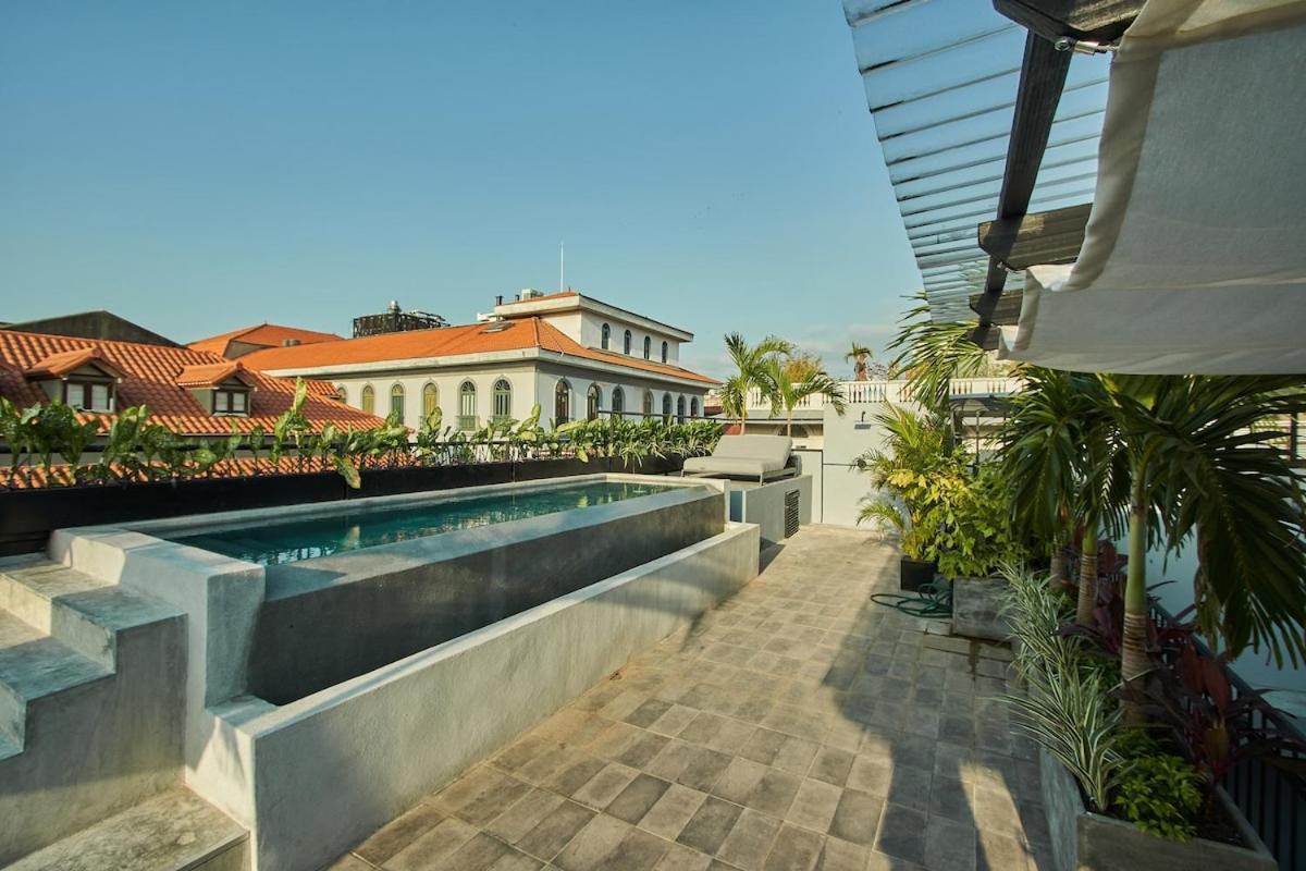 Amazinn Places Rooftop And Design Pool Iv Apartment *
